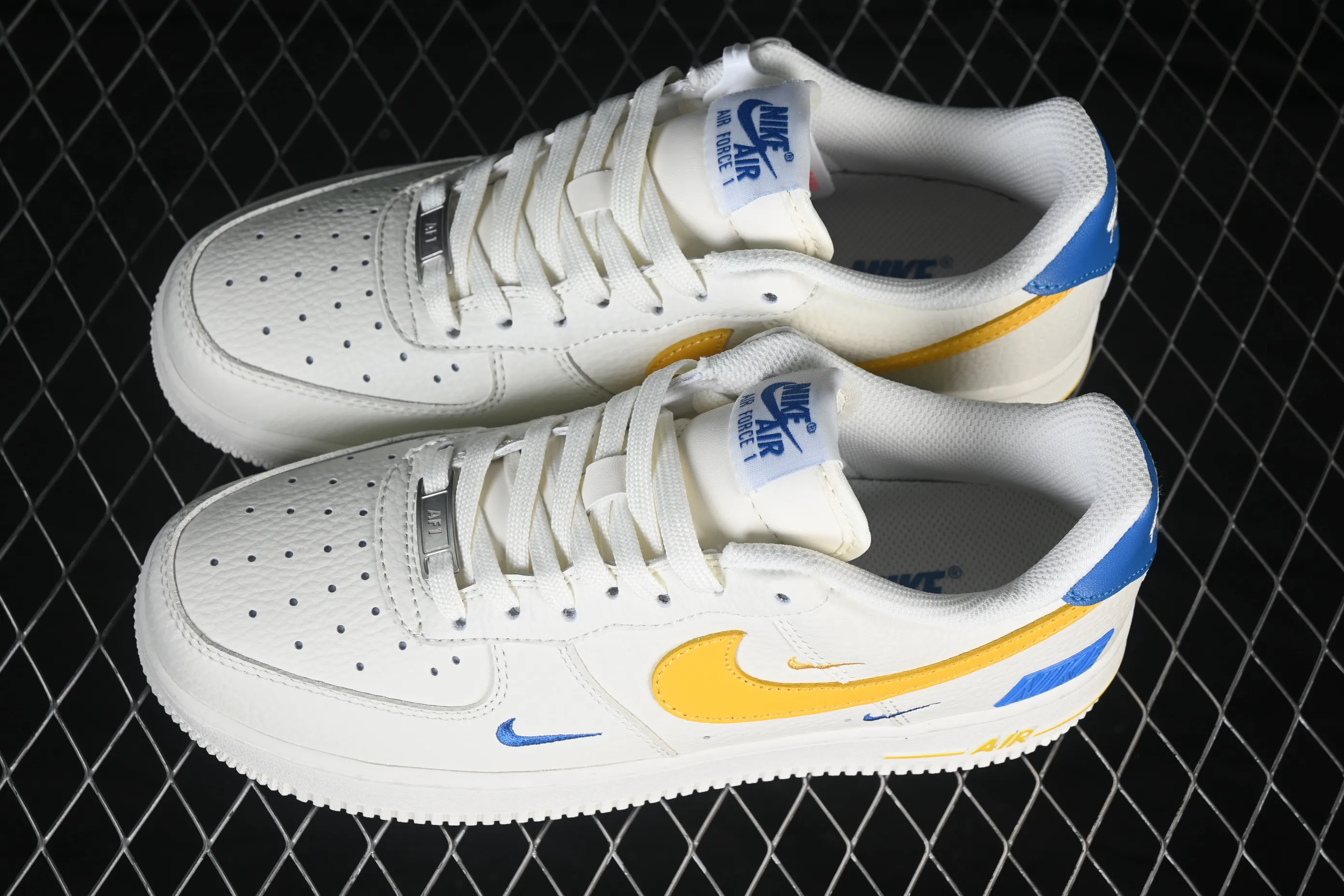 All Categories Nk Air Force 1 Air Force Series Nk Air Force 1 Low Air Force Low Nike Air Force 1'07 Low Cloud White Gold Air Force One Low Casual Shoes FZ1151-100